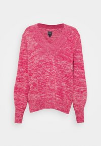 Roze V-hals trui met een textured breipatroon, lange vleermuismouwen en een geribbelde zoom. Gemaakt van zachte, gemengde stof.