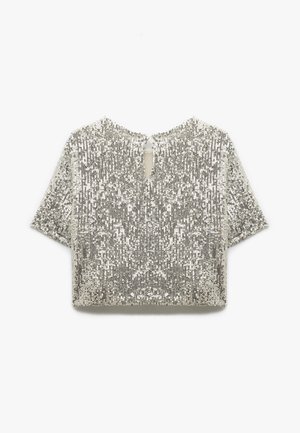 Kortærmet, cropped top dækket af sølvfarvede pailetter med en nøglehulsrygdetalje, der har en struktureret, skinnende overflade.