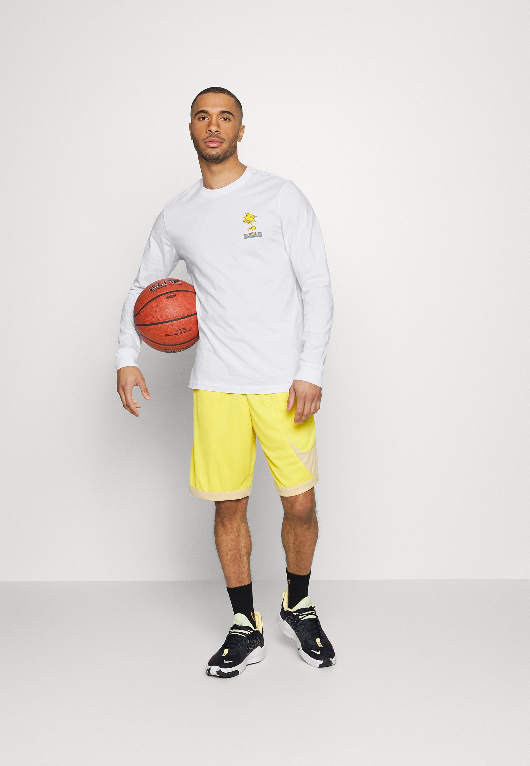 Nike Performance LEBRON JAMES TEE 