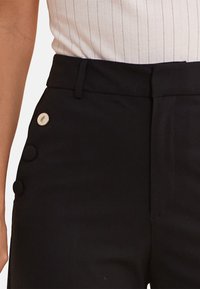 I.Code by IKKS LARGE WITH BRIDGE - Pantaloni - black