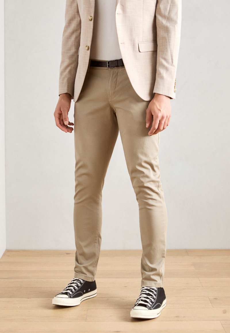 Lindbergh - CLASSIC BELT - Chino stiliaus kelnės - sand, Padidinti