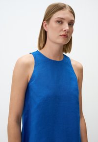 Jimmy Key CREW NECK SLEEVELESS - Freizeitkleid - blue
