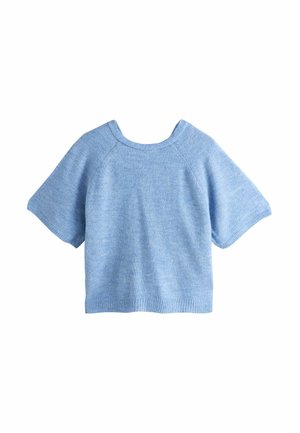 Svetlomodrý pletený sveter s krátkymi rukávmi, okrúhlym výstrihom a žebrovaným lemom, položený na bielom pozadí.