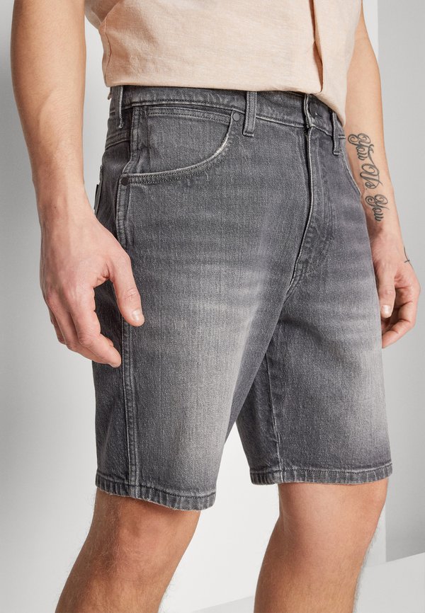 FRONTIER - Denim shorts - marshall4