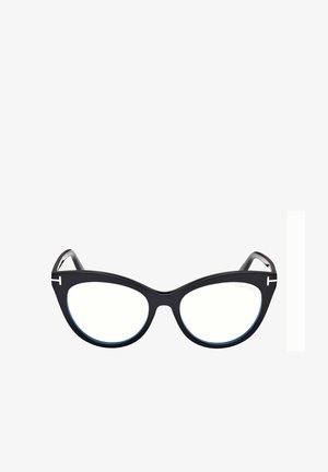 Occhiali neri a forma di occhio di gatto con lenti trasparenti. Caratterizzati da una finitura liscia, montatura prominente e dettagli in metallo argentato sulle aste.