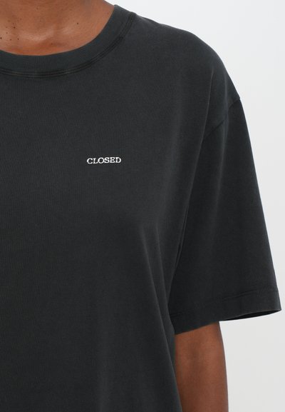 CLOSED RELAXED - T-shirt - bas - black