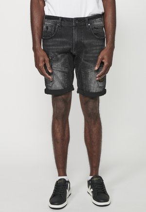STRETCH BERMUDA - Short en jean - denim black