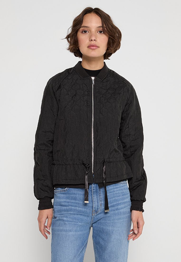 OCHNIK Lichte jas zwart OCHNIK Lichte jas zwart