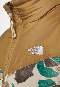 The North Face Väst - khaki