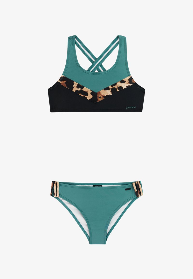 Dviejų dalių maudymosi kostiumėlis su žalsvai mėlynu viršumi, puoštas juodais ir leopardų rašto akcentais, bei derančiomis žalsvai mėlynomis kelnaitėmis su leopardų rašto žiedais šonuose.