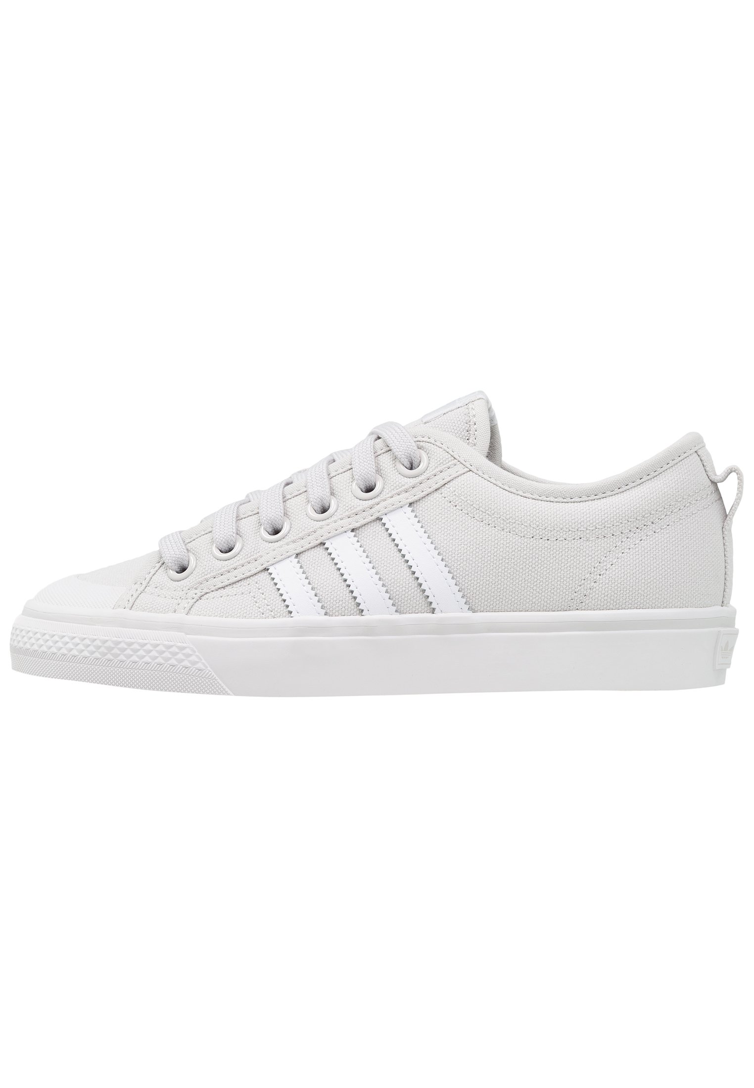 grey nizza adidas