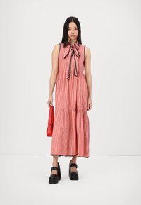 Sister Jane SWEETHEARTS STRIPE DRESS - Maxi ruha - pink