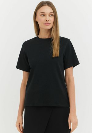 WÓLCZANKA - T-shirt basic