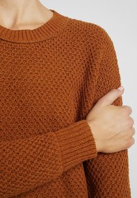 Madewell Sweter