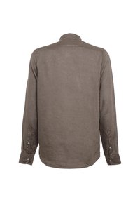 Camicia a maniche lunghe in lino marrone con colletto semplice, chiusura a bottoni sui polsini e design dritto sul retro. Tessuto liscio con finitura opaca.