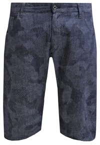 Pantalones cortos con estampado en azul marino, fabricados en un tejido ligero, que presentan una textura sutil, bolsillos delanteros y un cierre de botón en la cintura.