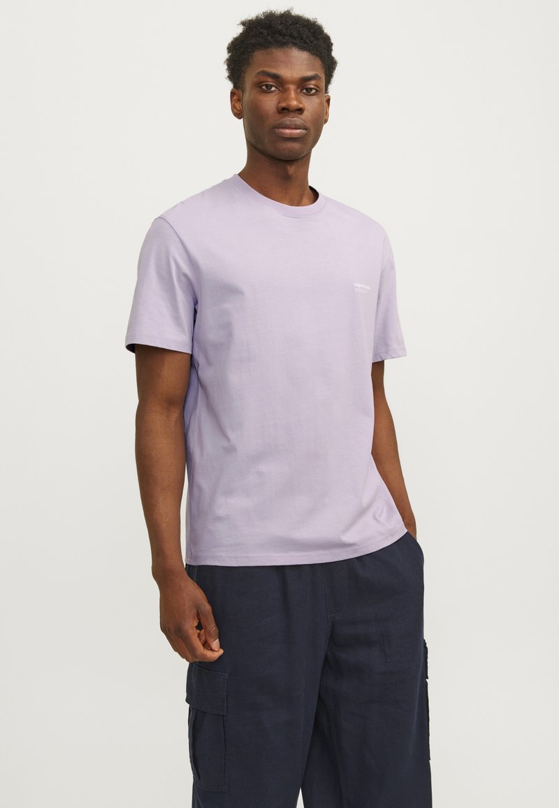 Jack & Jones JORVESTERBRO BACK SS CREW NECK  - Triko s potiskem - lavender frost