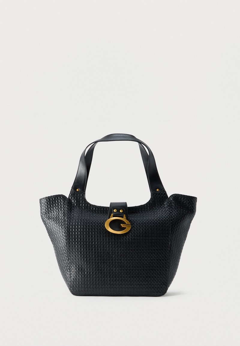 Sac à main en cuir tissé noir avec double sangle et une boucle ovale dorée proéminente au centre avant.