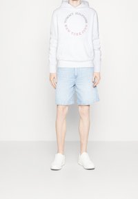Tommy Hilfiger Felpa con cappuccio - white