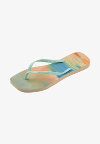 Pasirinkta, sand grey