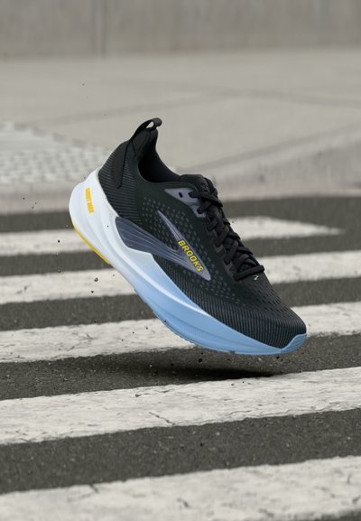 Brooks GHOST MAX 4