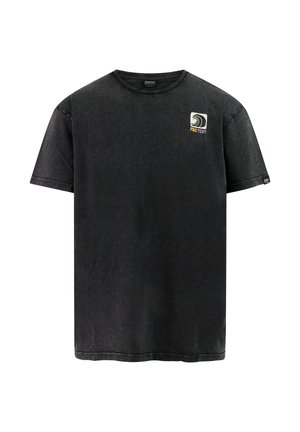 Zwart T-shirt met korte mouwen en een klein wit- en geel golflogo op de linkerborst, met een label op de linkermouw.