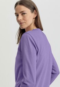 hessnatur Langarmshirt - flieder