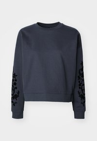 Thumbnail Image 6