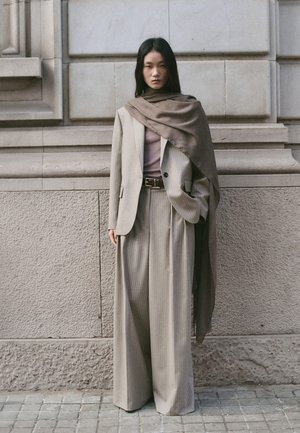 Mango Blazer - brown