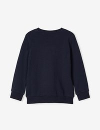 Felpa blu navy con collo a giro, maniche lunghe e polsini a costine. Tessuto liscio, design minimalista, senza loghi o motivi visibili.