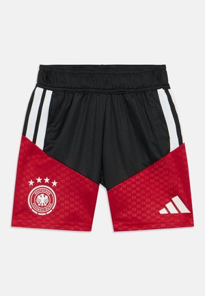 Calções de atletismo pretos e vermelhos com cintura elástica, riscas laterais brancas e pretas, painel texturizado vermelho e um logotipo da Federação Alemã de Futebol.