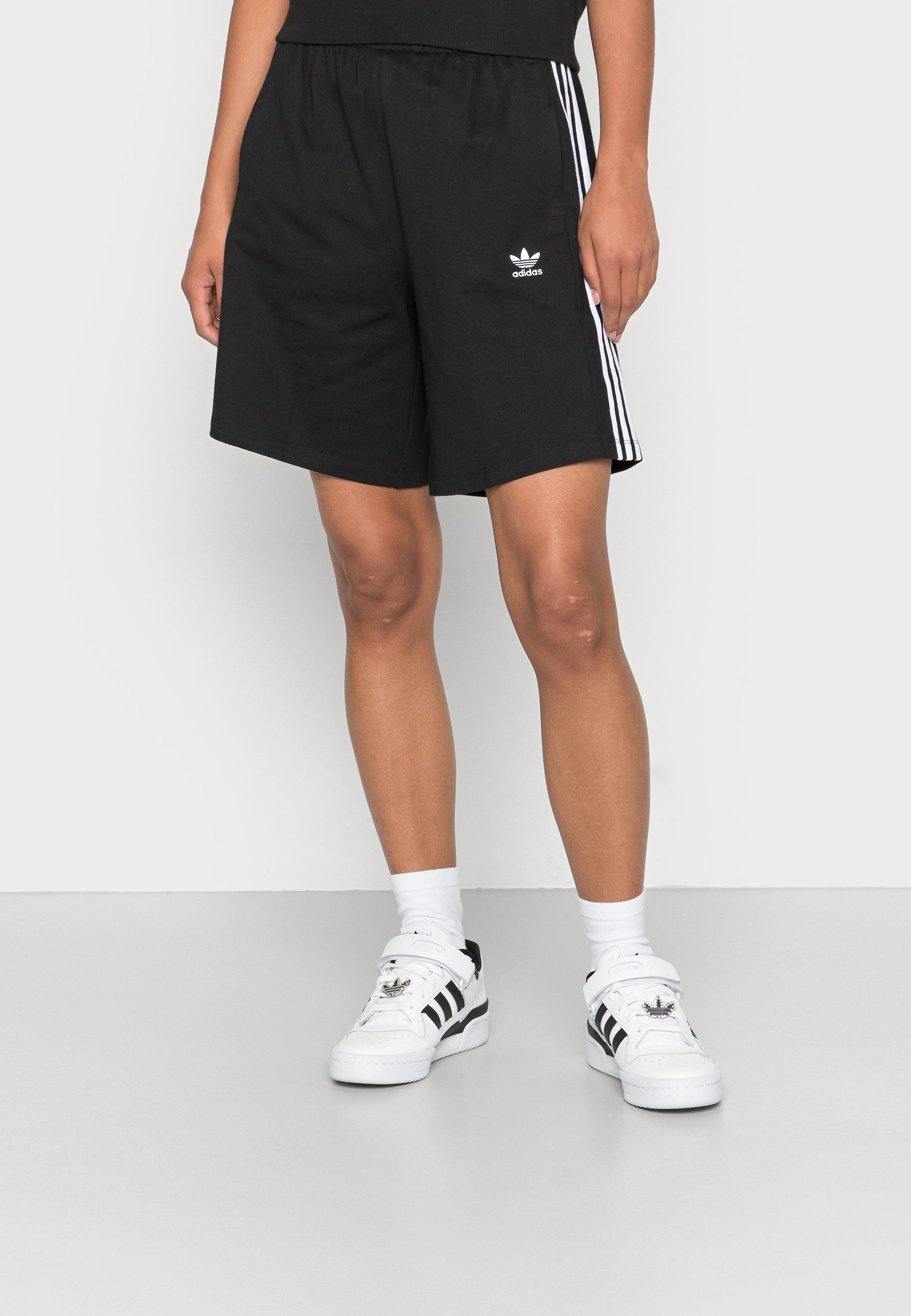 Pekkadillo erosión en cualquier momento adidas Originals Shorts - black/negro - Zalando.es