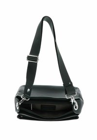 Sac à bandoulière en cuir noir avec une finition texturée, doté d'une sangle amovible et de quincaillerie en argent. Ouvert sur le haut révélant une poche intérieure.