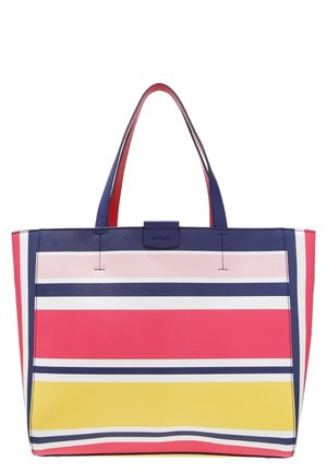 Grote tas met horizontale strepen in marineblauw, roze, wit, rood en geel, voorzien van twee marineblauwe handvatten en een sluiting met gesp.