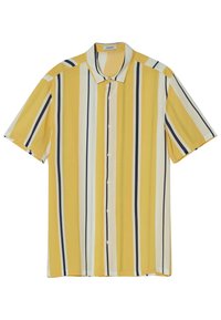 Camisa de botones de manga corta en amarillo y blanco con rayas verticales, acentuada por azul oscuro. Tejido suave con cuello.