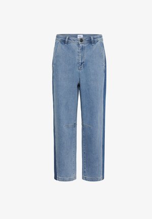 Jeans dritti di colore azzurro chiaro con pannelli laterali più scuri, tasche frontali, passanti per cintura, chiusura con bottone e dettagli sulle cuciture delle ginocchia.