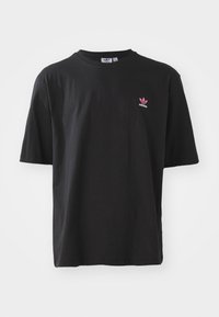 adidas Originals RAMEN TEE UNISEX - Nyomott mintás póló - black