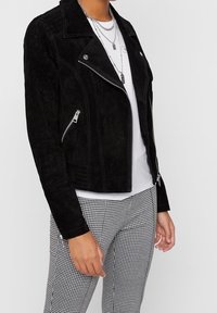 Pieces Skinnjacka - black