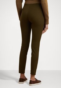 Lauren Ralph Lauren STRETCH TWILL SKINNY PANT - Pantaloni - botanic green