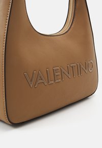 Valentino Bags NEASY - Borsa a mano - beige
