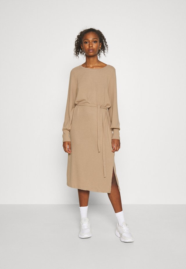 Jumper dress - natural