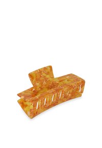 Grote haarspeld van gemarmerd oranje plastic, met een gebogen vorm, meerdere tanden voor grip en een gladde, glanzende textuur.