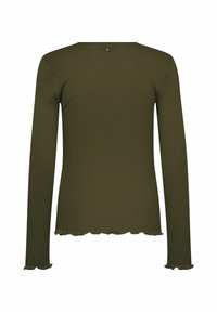 Majica s dugim rukavima u tamno maslinastoj boji, rebraste teksture, okruglog izreza, s valovitim rubom na dnu i na rukavima, uz mali logo blizu stražnjeg izreza.