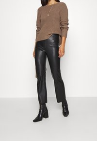 Even&Odd Jumper - light brown