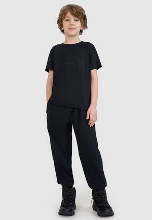 4F, 4F T-SHIRT TREKKINGOWY SZYBKOSCHNĄCY CHŁOPIĘCY - CZARNY 122/128 (6-8 LAT) - Sport T-shirt - deep black