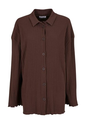 Brun ribbet cardigan med krave, fem store knapper foran og let frynset kant. Blød tekstur.