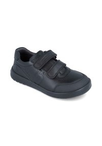 Zapatos de velcro negros con parte superior de cuero suave, puntera redondeada y acolchado en el cuello. Presentan suela de goma y logotipo grabado en el lateral.