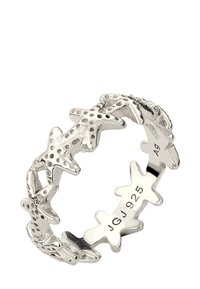 Zilveren ring met in elkaar verweven stervormen, textuurdetails en een gladde binnenband. Gemarkeerd met "JGJ 925" voor authenticiteit.