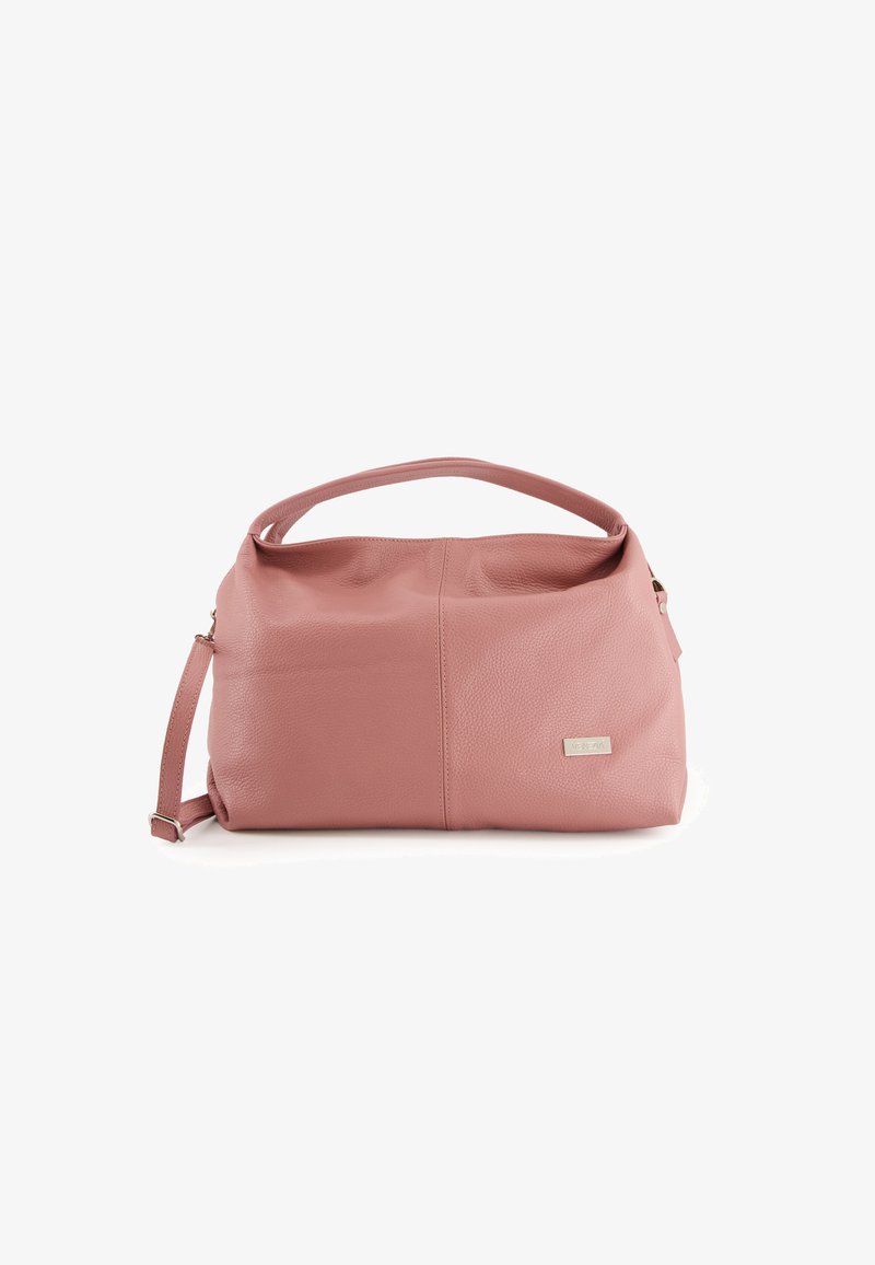 Różowa skórzana torebka o teksturowanej powierzchni, z pojedynczym uchwytem u góry, odczepianym paskiem na ramię oraz metalicznym akcentem logo.