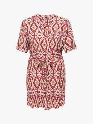 ONLY Carmakoma, DRESS CARANTONIA SHORT DRESS - Hverdagskjole - brick red